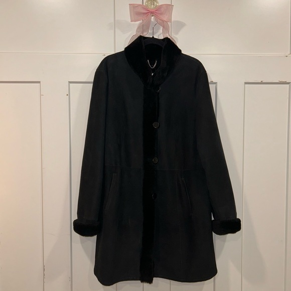 VINTAGE NWT FUR COAT☁️ - Picture 9 of 10